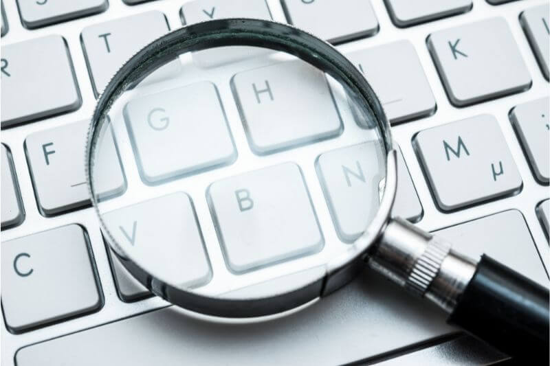 An image of a keyboard for typing distinguishing keywords.